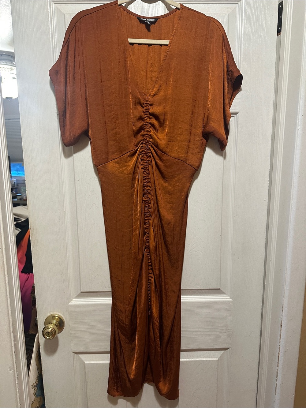 Steve Madden Rust Ruched V-Neck Midi Dress